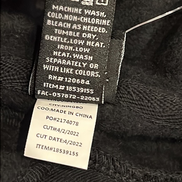 ⭐️ New Disney Pixar Coco Hector & Miguel Hoodie Size Small - Picture 11 of 13